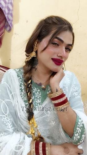 trans girl MuskanJ 1736913