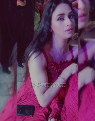 trans girl Muskanjan 1365914