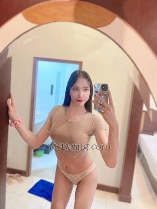Shemale-Nadiaeiei-7507419 