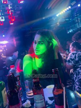 escort transexuelle / Naksha angel / Inde