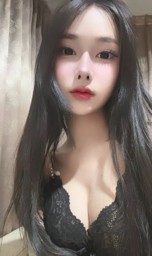 Naomijessi54-0290651 