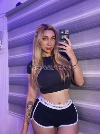 trans girl Nathalieeee 2045338 trans girl Nathalieeee 2045338