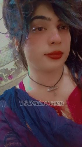 escort transexuelle / Neelam7700 / Pakistan