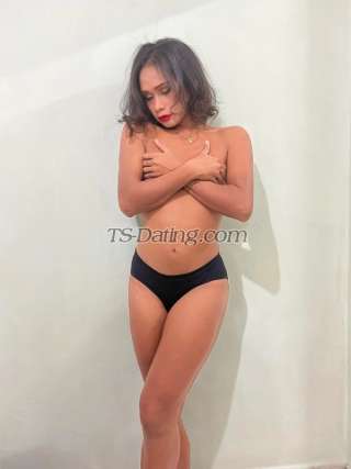 Transvestite escort / NellyBigxLL / Malaysia