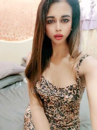trans girl NiaLove 6412102