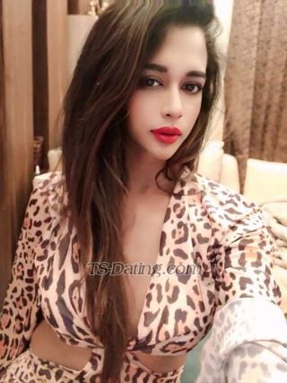 trans girl NiaLove 6412793