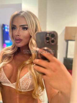 trans girl Nicolettatss 2044538 trans girl Nicolettatss 2044538