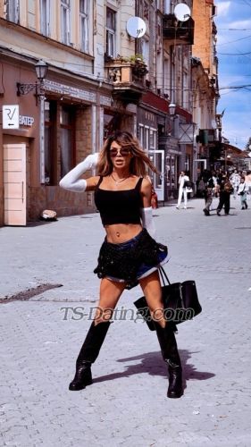 trans girl Nikakrouf 9432687