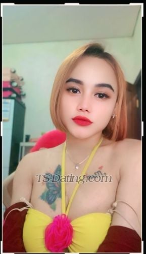 trans girl Nikitaclaudy 4405320