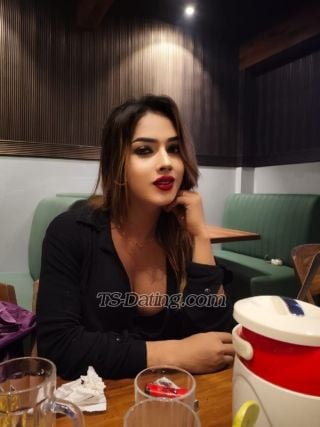 Shemale Escort - Nora24 - India