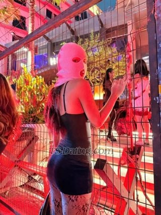 trans girl NueyNuey789 2151718 trans girl NueyNuey789 2151718