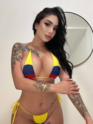 nataliaavell-7444498 