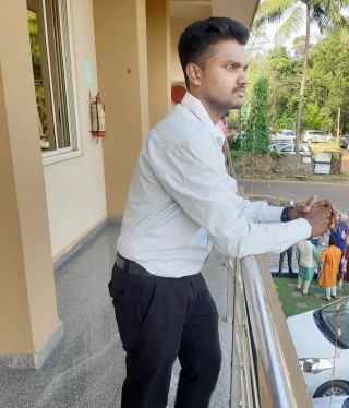 Male / nikhil1997 / India