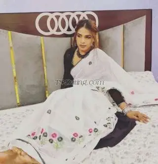 Shemale nikkidoll 2492808