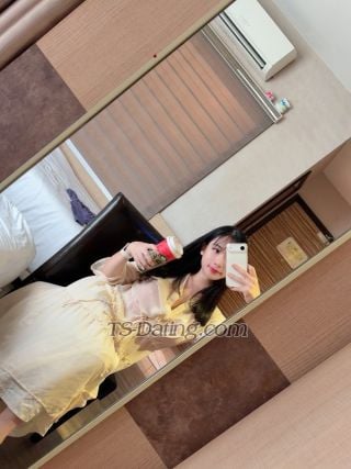 trans girl nunthaya 3959898