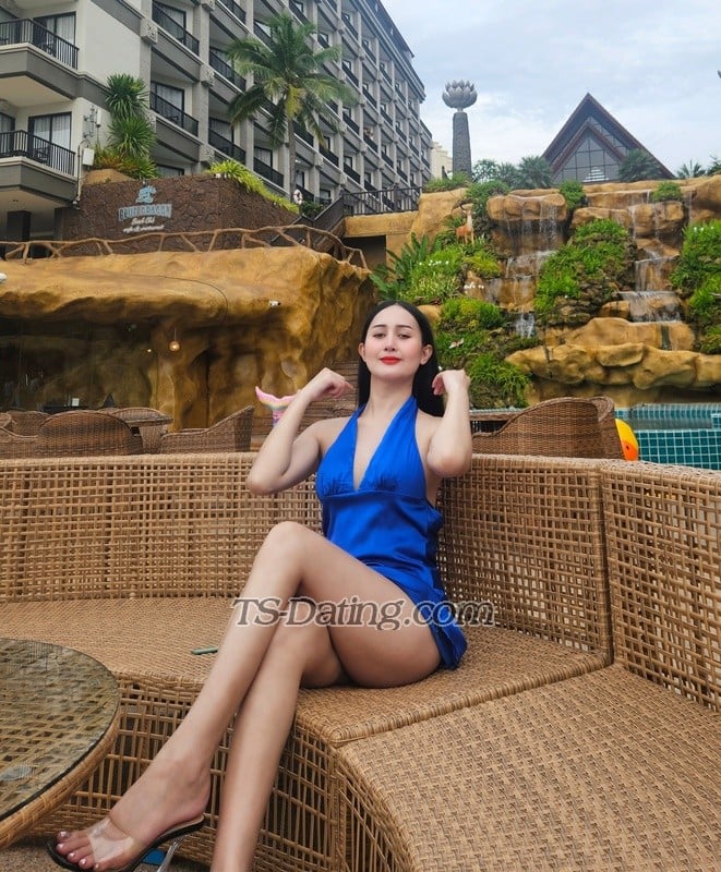 OILLYlee Ladyboy Escort - Pattaya Thailand - TS-DATING.COM @ 
