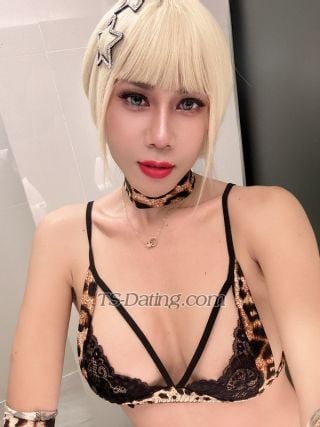 trans girl Oil6549 4882097 trans girl Oil6549 4882097