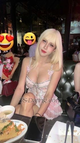 trans girl Oil6549 8852716 trans girl Oil6549 8852716