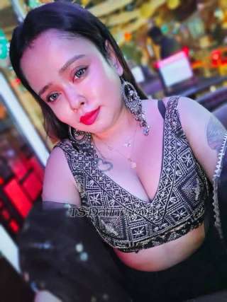 trans girl 824015DIYA 2482108