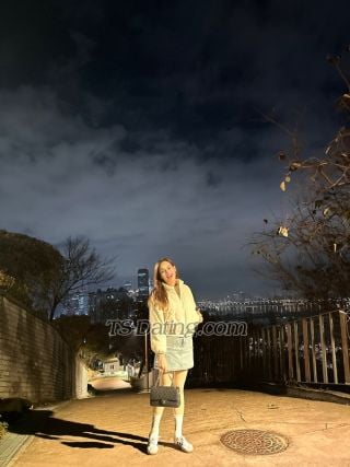 trans girl Ploysai 8152909