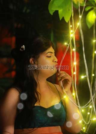 trans girl Preethijain 8599176