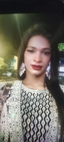 trans girl PritiRouth 0029233