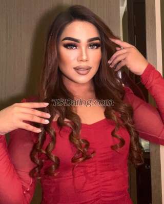 trans girl QishAdrianna 0116968 trans girl QishAdrianna 0116968