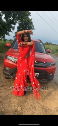 trans girl QueenAahat 0306952