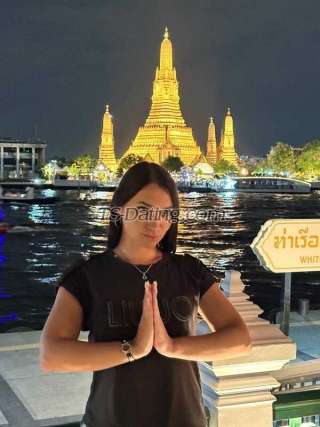 trans girl QueenAnna 2410124