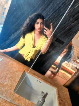 QueenSaleena 7745394 QueenSaleena 7745394