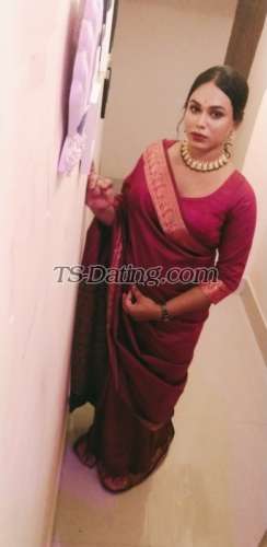 trans girl QueenofBed 9820195 trans girl QueenofBed 9820195