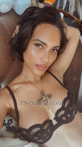 trans girl Quratu 1197937 trans girl Quratu 1197937