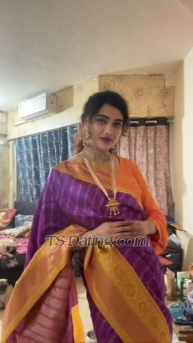 trans girl ROOHICD 8007680 trans girl ROOHICD 8007680