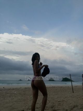 trans girl Raeven 2338289