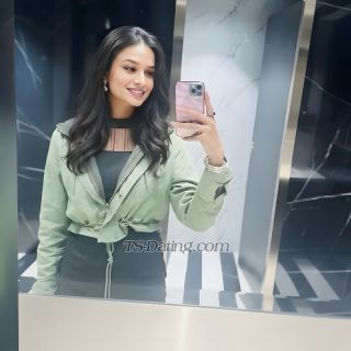 trans girl RealAnaira 6993365 trans girl RealAnaira 6993365