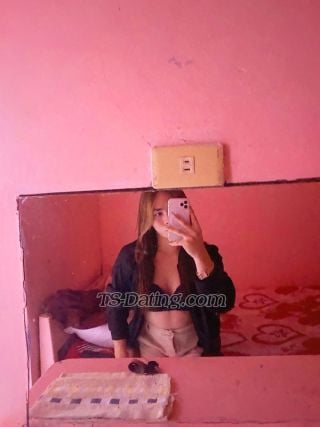 trans girl Reign2006 9678403