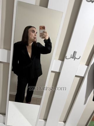 Shemale-Renatina-0703176 