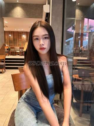 trans girl Reyaya 5327602