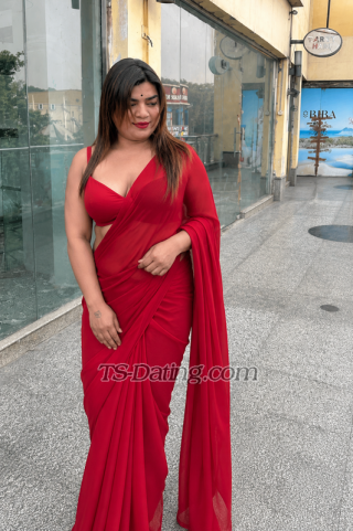 transsexual escort / Rihana singh / India