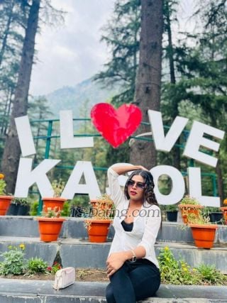 trans girl Rishiika 6769111