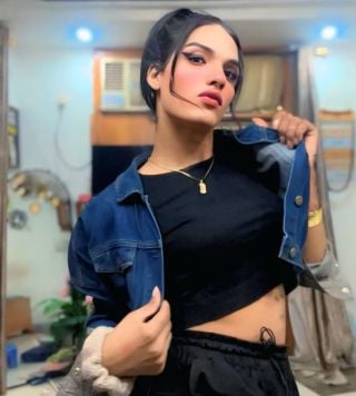 transsexual escort / Roh shemel / India