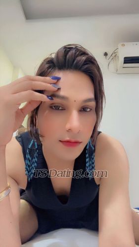trans girl Roseangle 2732853 trans girl Roseangle 2732853