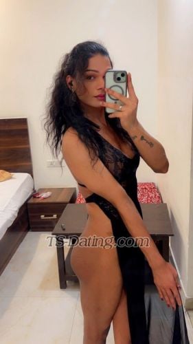 escort transexuelle / Rosy hot / Inde