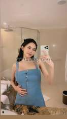 rachely Bali Transex Ativo e Passivo Olá mundo, eu sou uma mulher trans indonésia. Eu gosto de conhecer pessoas reais e realmente aprecio conversas reais. Não tenha medo de sair comigo em um café, restaurante ou casa noturna. E o pôr do sol na praia é uma boa ideia. Tenham um bom dia a todos. Até breve!