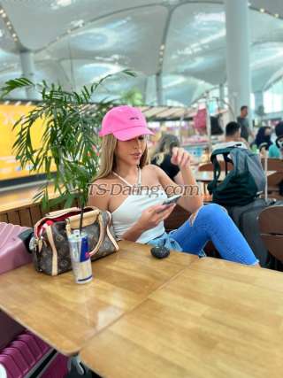 trans girl razaan88 2724231 trans girl razaan88 2724231