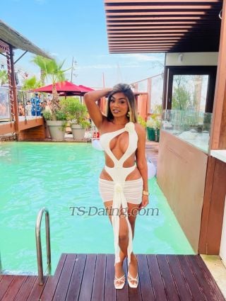 trans girl Safira 0650741 trans girl Safira 0650741