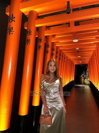 trans girl SarahB 6046298