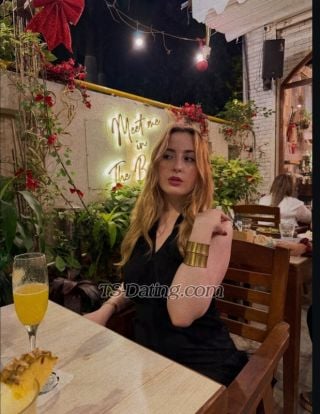 trans girl Sassymoana 7417180 trans girl Sassymoana 7417180