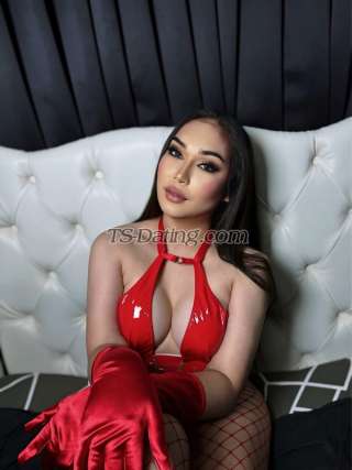 trans girl SaucyMia 1398724 trans girl SaucyMia 1398724