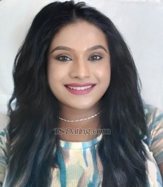 acompanhante travesti / SexyShonali / India